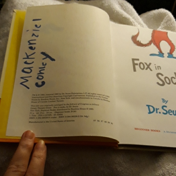 Fox in Socks beginner reader hard cover book - Picture 2 of 2